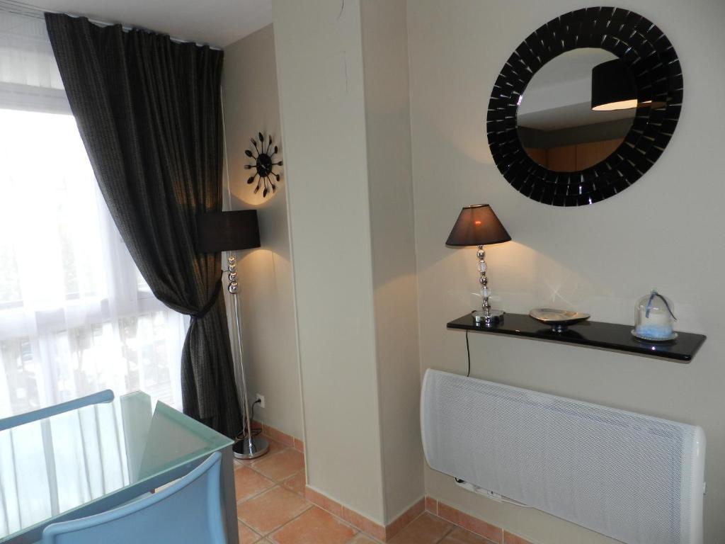 Appartement Le Saint Michel - Les Balcons De La Cite Carcassone Exterior photo
